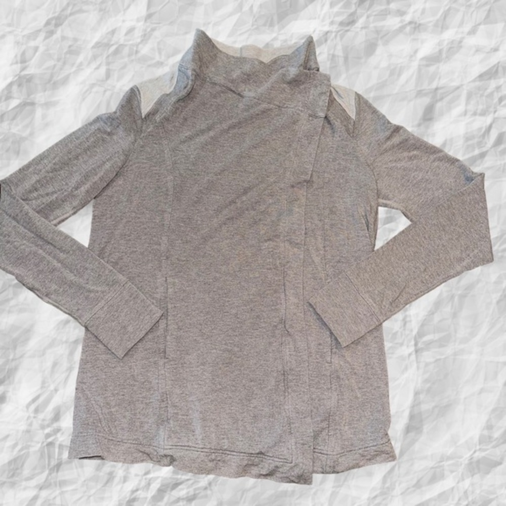 lululemon Coast Wrap Heathered Mod Medium‎ Grey 10